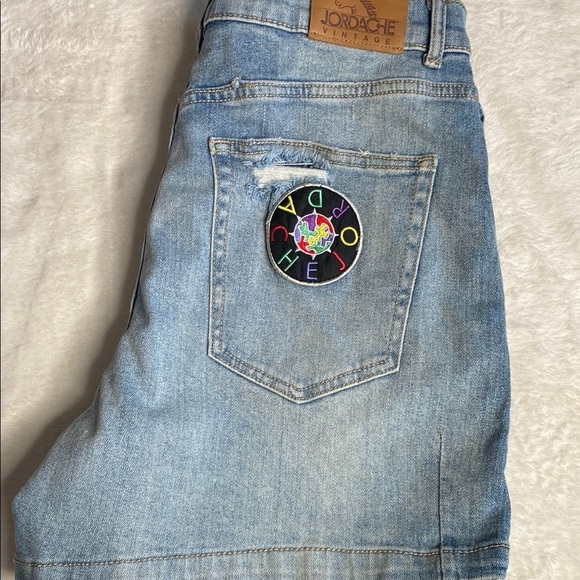 Vintage Light Blue Denim Shorts - Picture 7 of 7